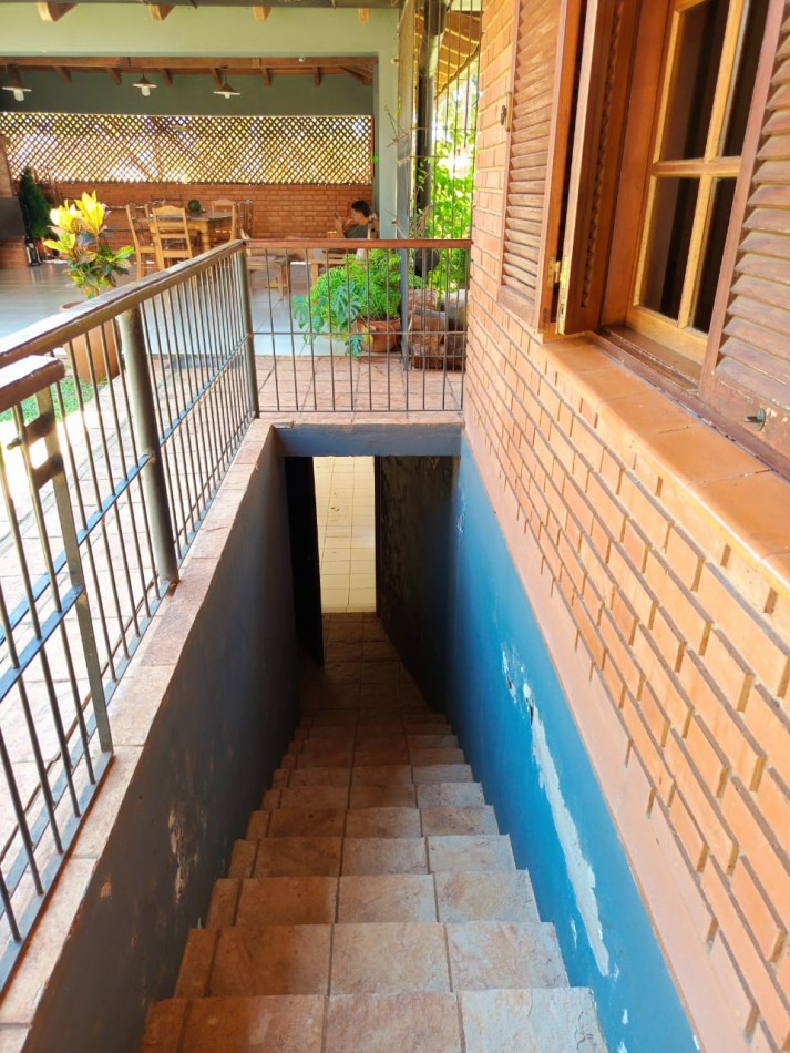 CHALET EN ZONA RESIDENCIAL ALTA - KM 9 EL DORADO, MISIONES