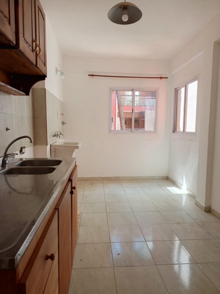 OPORTUNIDAD DEPARTAMENTO EN VENTA SOBRE CALLE BEETHOVEN CASI AV. ALEM