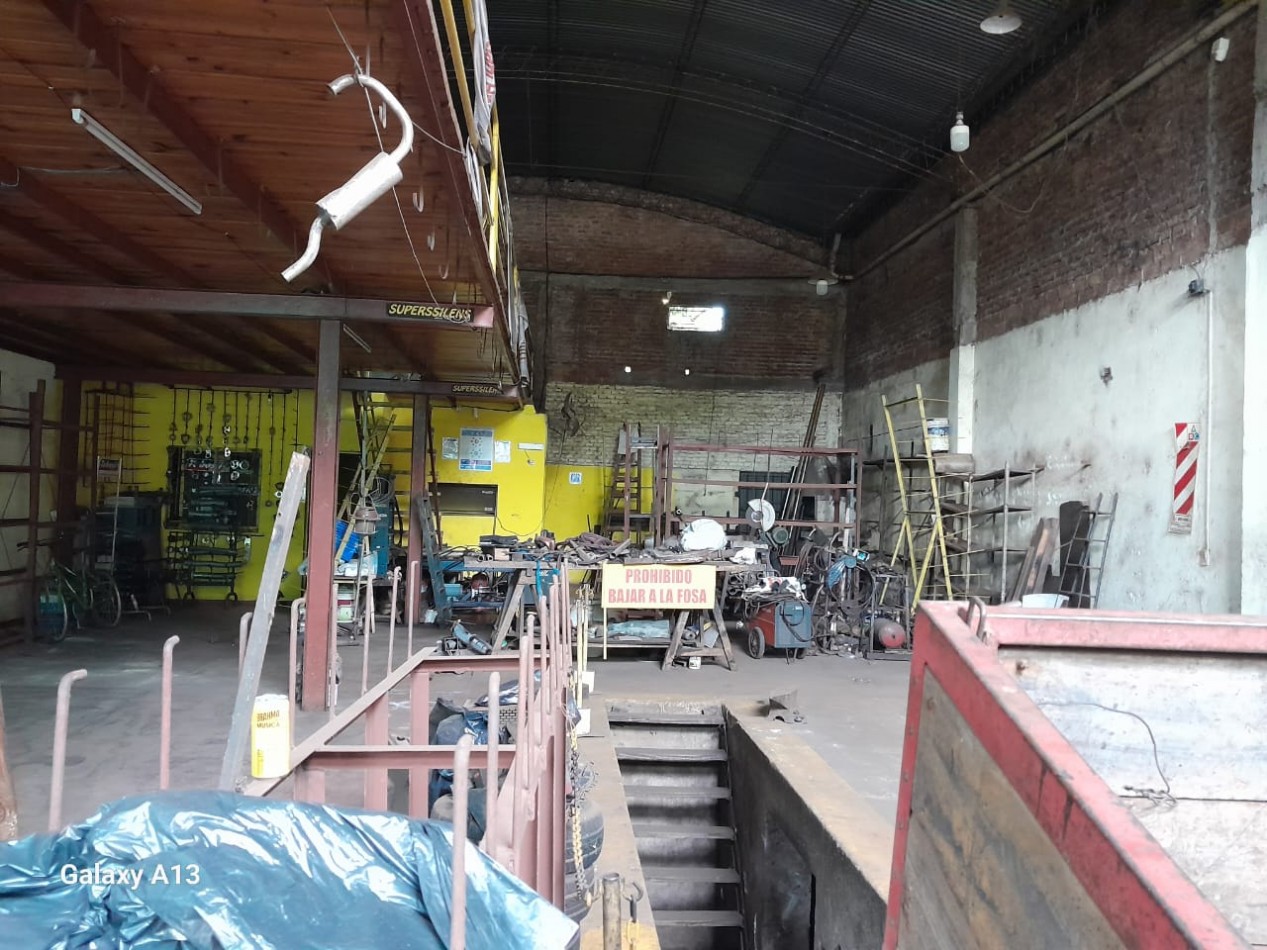 GALPON EN VENTA - LAVALLE CASI BUSTAMANTE