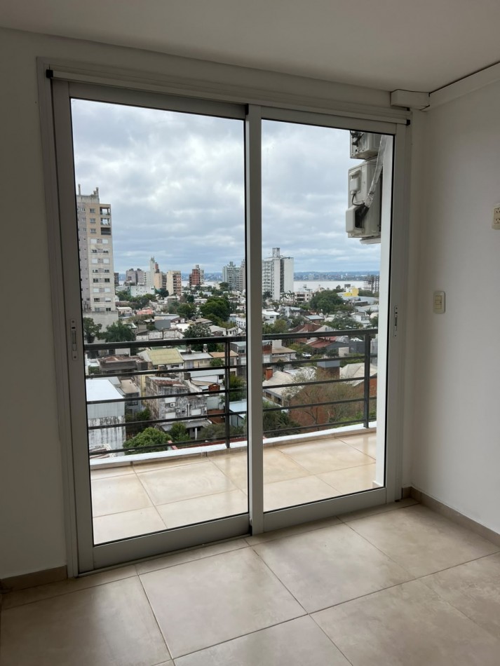 Departamento en alquiler - Excelente ubicacion con vista al rio