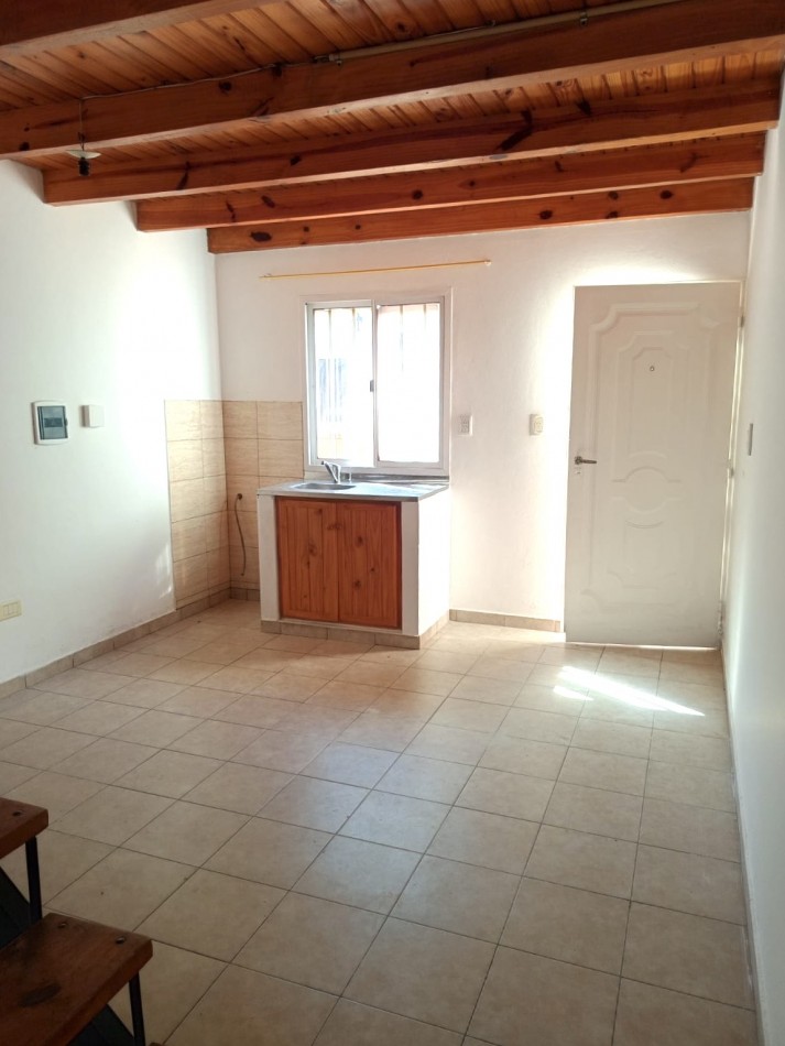 DEPTO TIPO DUPLEX EN ALQUILER $300.000