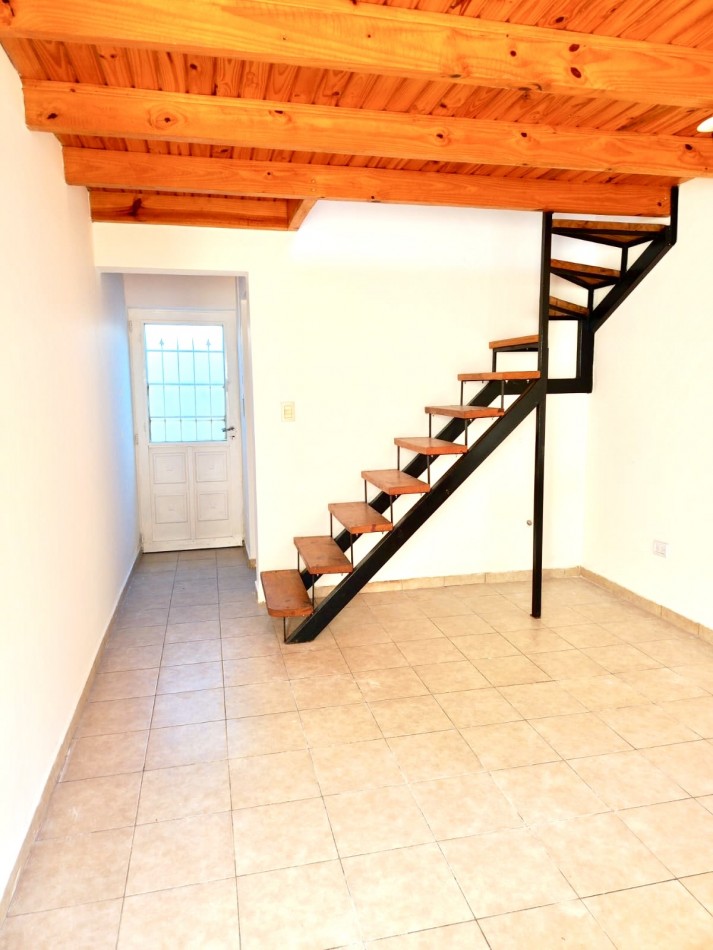 DEPTO TIPO DUPLEX EN ALQUILER $300.000