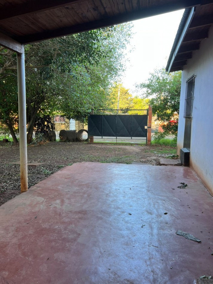 CASA EN ESQUINA EN VENTA. USD 50.000