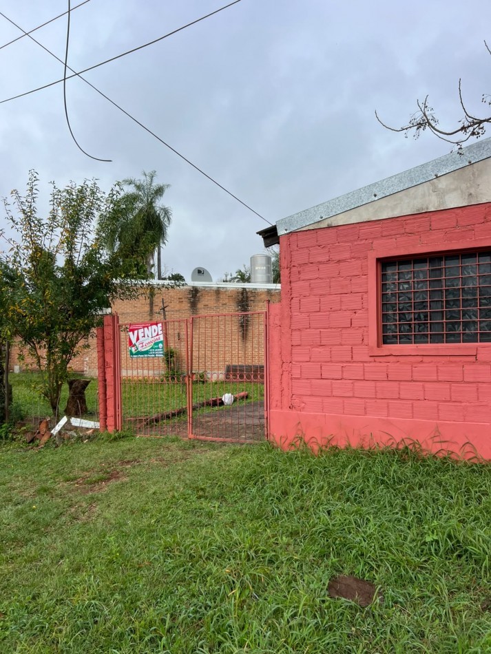 SE ALQUILA CASA 1 HAB.- Zona Av. Lopez y Planes y Jauretche $400.000 