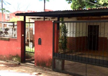 Propiedad sobre Av. Tambor de Tacuari - Excelente ubicacion