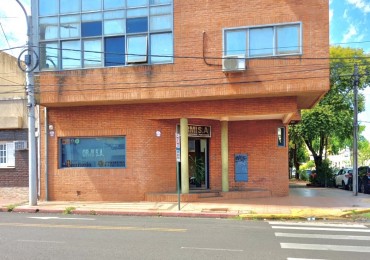 Local comercial en esquina - Excelente visibilidad