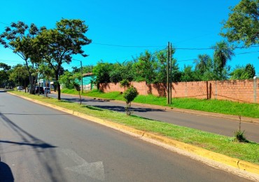 Amplio lote Sobre Av. Chacabuco, a metros de Av. Monseñor D Andrea