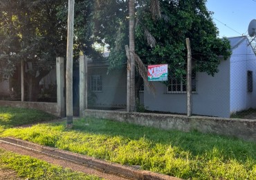 CASA EN ESQUINA EN VENTA. USD 50.000