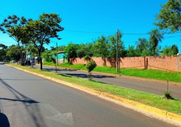 Amplio lote Sobre Av. Chacabuco, a metros de Av. Monseñor D Andrea